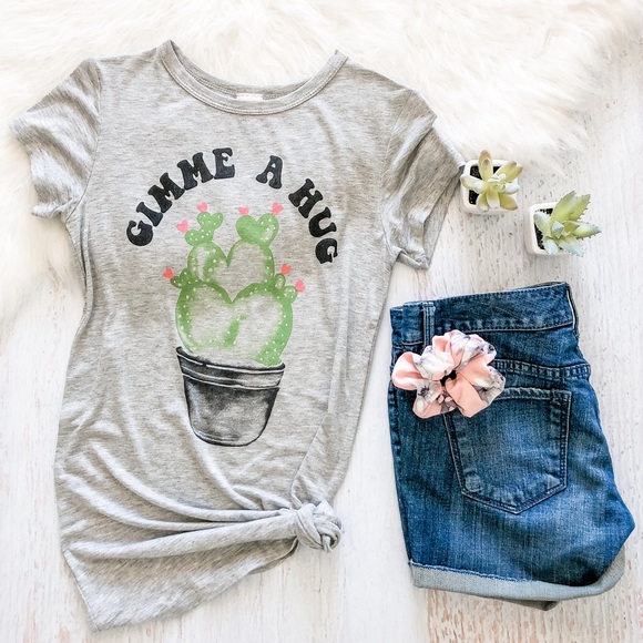 Gimme A Hug Short Sleeve Funny Cactus Graphic Tee - Picture 3 of 3
